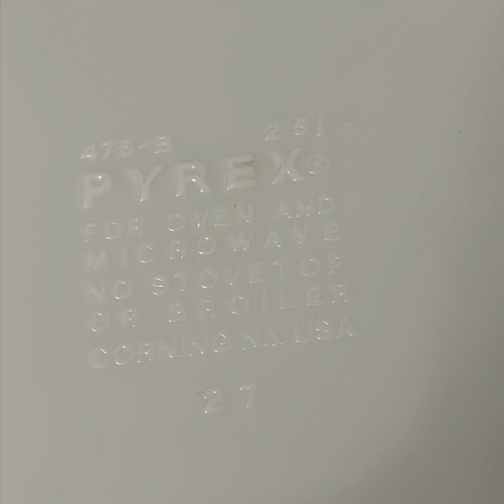 Vintage Pyrex Forest Fancies - Picture 5 of 7